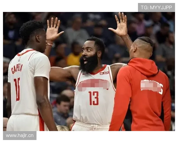 官方宣布昆滕·廷伯加盟马赛完成